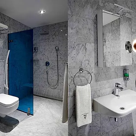 Amadi Park Hotell 4*