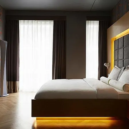 Hotell Amadi Park 4*